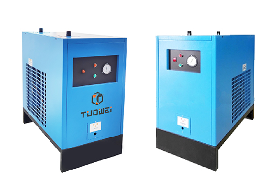 Por que um compressor de ar parafuso equipado com um secador de ar refrigerado também produz muita água?